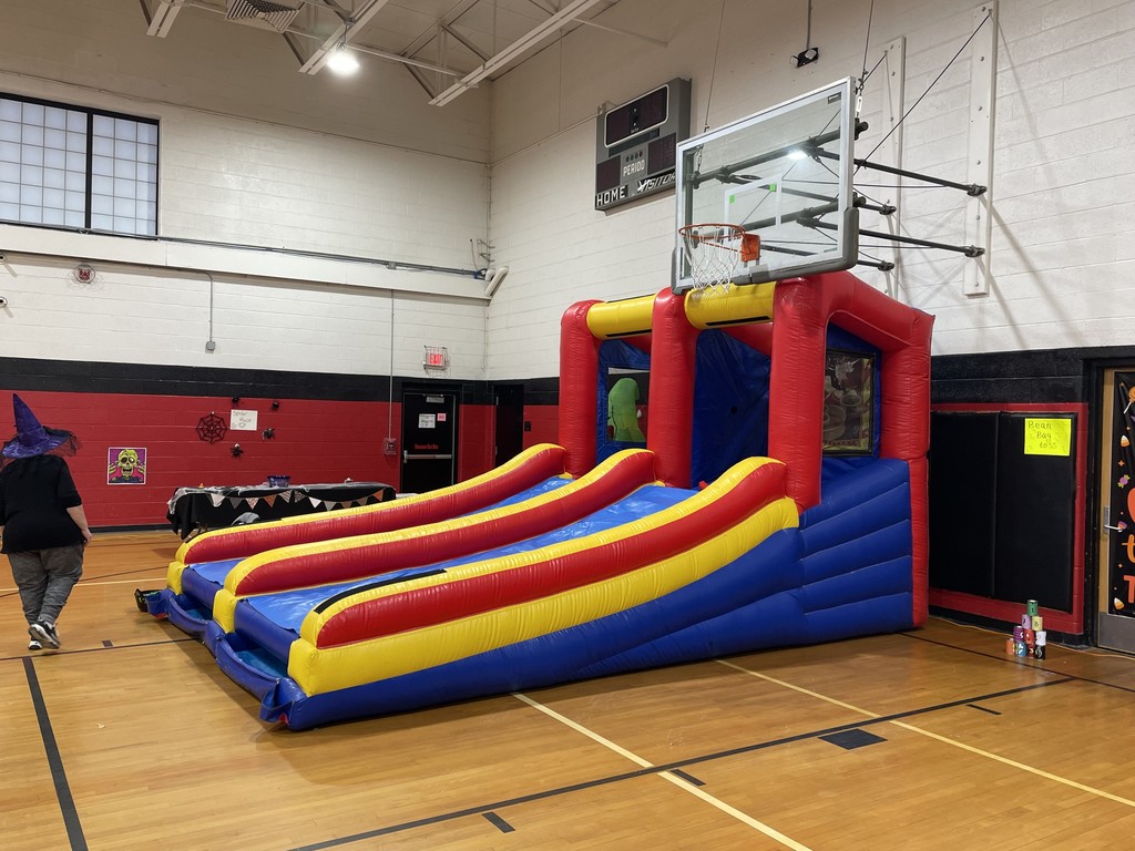 Boo Bash following the trunk or treat 6-8pm $5 per child children 2 and under free food trucks on site 50/50 raffle to be announced at the end of boo bash 24th Oct dryden elementary 3835 n mill road dryden mi 48428 #proudcardinal