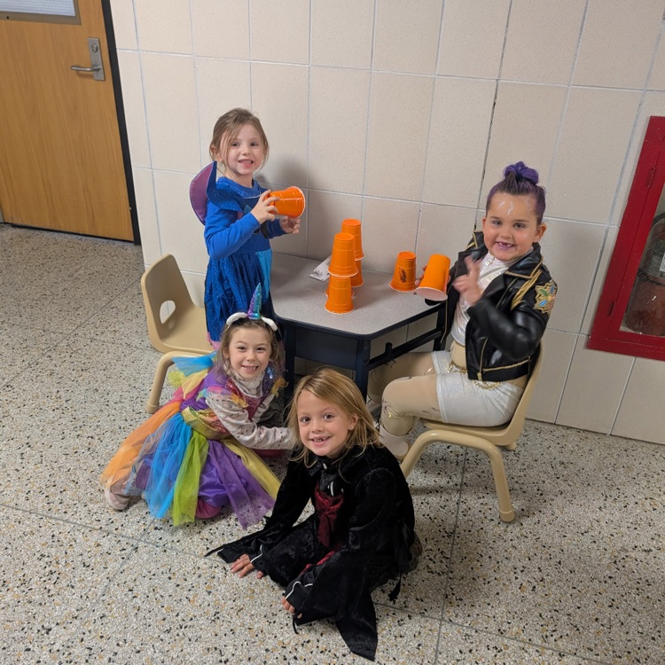 First graders had a great time during their Halloween party! Thank you to everyone that volunteered and donated to make our party amazing!! #proudcardinal