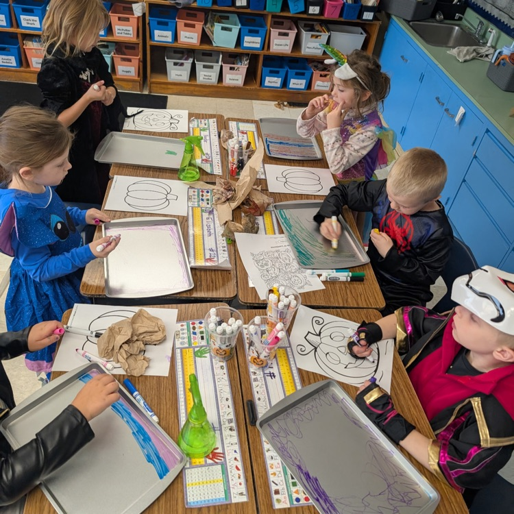 First graders had a great time during their Halloween party! Thank you to everyone that volunteered and donated to make our party amazing!! #proudcardinal