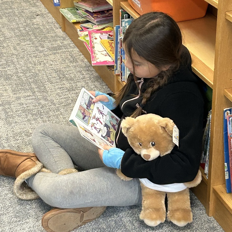 3rd graders found some time to enjoy their books in the library this week. #growingreaders #proudcardinal
