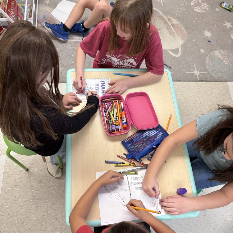 3rd grade and Kindergarten book buddies listened to a read aloud on Veterans Day and made Thank You cards for local Veterans ❤️🤍💙
