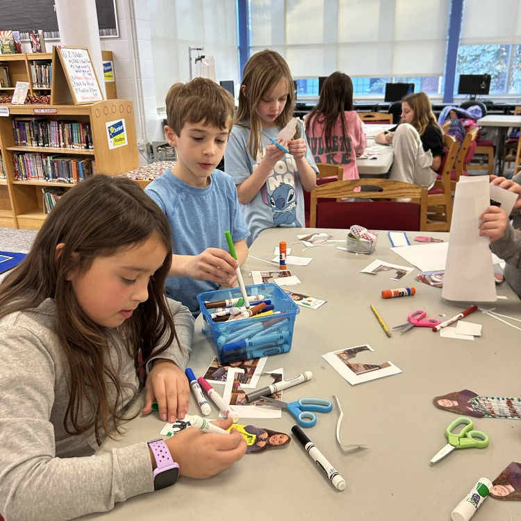 The Student Library Board is encouraging reading by gifting personalized bookmarks. #proudcardinal