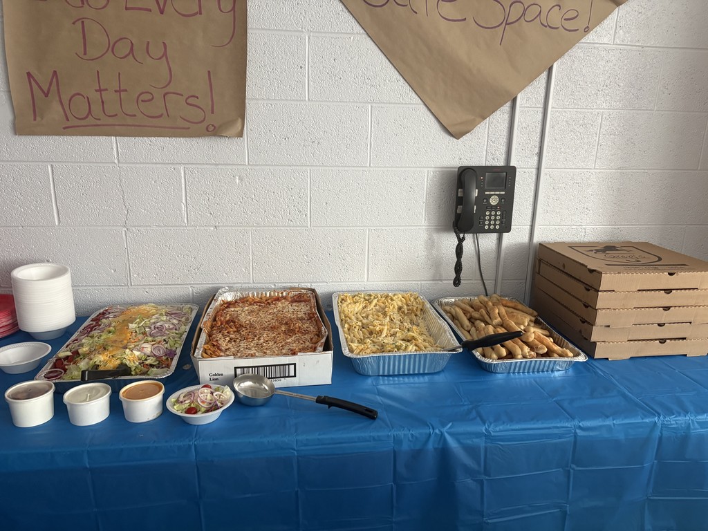 🎄❤️ From Our Hearts to Yours — Thank You! ❤️🎄  On behalf of the PTA, we want to share our deepest gratitude with the incredible businesses and families who helped make our Christmas employee lunch and student surprise so special. Your generosity, kindness, and willingness to give back truly touched our hearts and brought so much joy to our school.  🍽️ Gregg’s Restaurant in Metamora  Thank you for providing such wonderful, delicious food that made our staff feel appreciated and celebrated. 🧁 Sweet Pea’s  Your beautiful and amazing baked treats were made with love and enjoyed by all. 🎂🍕 Buccilli’s Cakes & Pizza  The cherry chip cake was absolutely amazing and such a thoughtful addition. 🥕 That’s It  Thank you for making sure every single student received a healthy snack. Your generosity reached each child in a meaningful way. 🎄💚 The Kurtzhal Family  Thank you for sharing the Grinch costume and helping us surprise our students with a moment they will never forget. The smiles and laughter said it all!  We are beyond grateful to be part of a community filled with such caring, generous, and supportive businesses and families. You helped create memories, spread joy, and remind us how special our school community truly is. 💫  Thank you for making this holiday season so magical. ❤️🎁