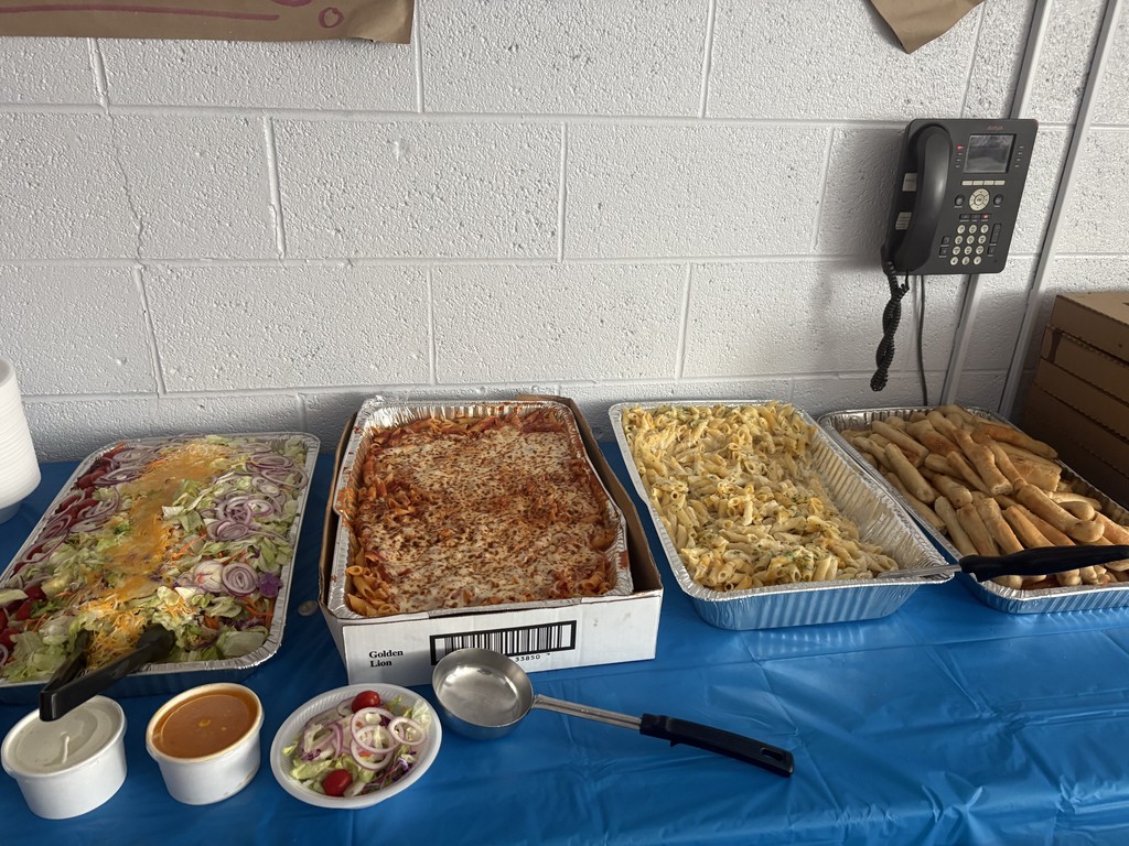 🎄❤️ From Our Hearts to Yours — Thank You! ❤️🎄  On behalf of the PTA, we want to share our deepest gratitude with the incredible businesses and families who helped make our Christmas employee lunch and student surprise so special. Your generosity, kindness, and willingness to give back truly touched our hearts and brought so much joy to our school.  🍽️ Gregg’s Restaurant in Metamora  Thank you for providing such wonderful, delicious food that made our staff feel appreciated and celebrated. 🧁 Sweet Pea’s  Your beautiful and amazing baked treats were made with love and enjoyed by all. 🎂🍕 Buccilli’s Cakes & Pizza  The cherry chip cake was absolutely amazing and such a thoughtful addition. 🥕 That’s It  Thank you for making sure every single student received a healthy snack. Your generosity reached each child in a meaningful way. 🎄💚 The Kurtzhal Family  Thank you for sharing the Grinch costume and helping us surprise our students with a moment they will never forget. The smiles and laughter said it all!  We are beyond grateful to be part of a community filled with such caring, generous, and supportive businesses and families. You helped create memories, spread joy, and remind us how special our school community truly is. 💫  Thank you for making this holiday season so magical. ❤️🎁