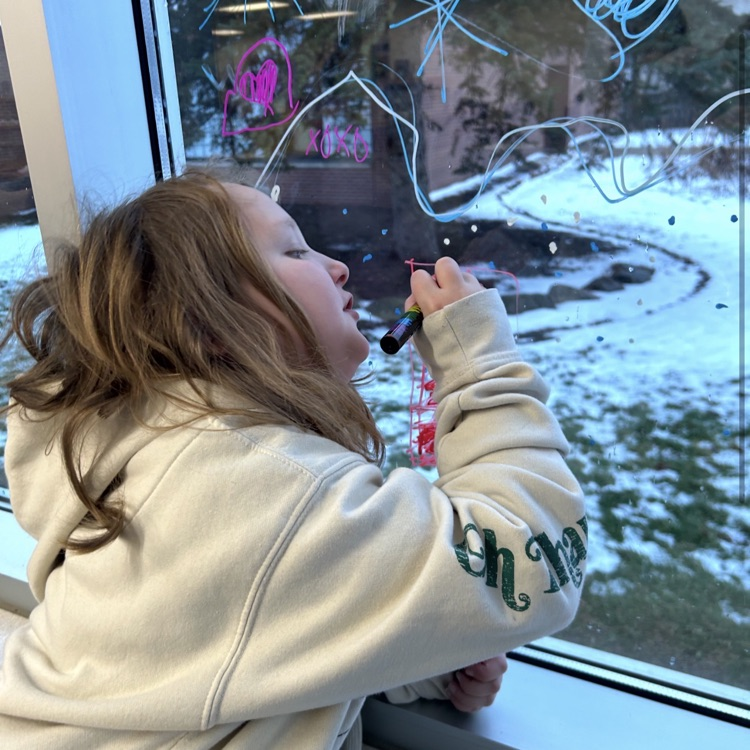 The Student Library Board spent time this week designing winter messages for our library windows.  #proudcardinal