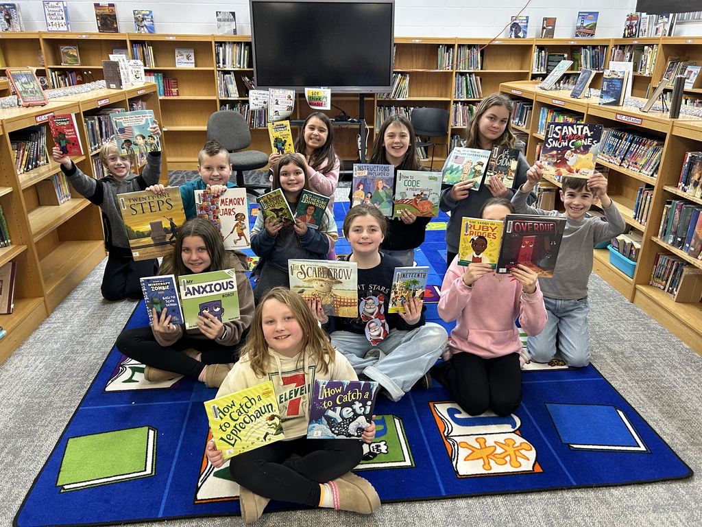 Thank you for your generosity with this year's Giving Tree and supporting our library. #growingreaders #proudcardinal