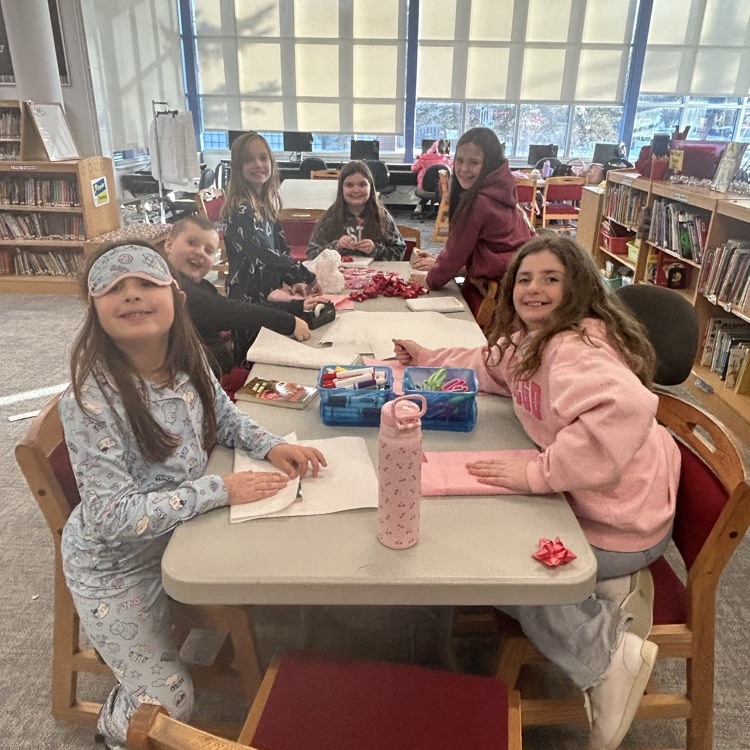 The Student Library Board is preparing a display for Valentine’s Day called “Never Judge a Book by its Cover.” Students can check-out a wrapped book for a surprise read. #growingreaders #proudcardinal