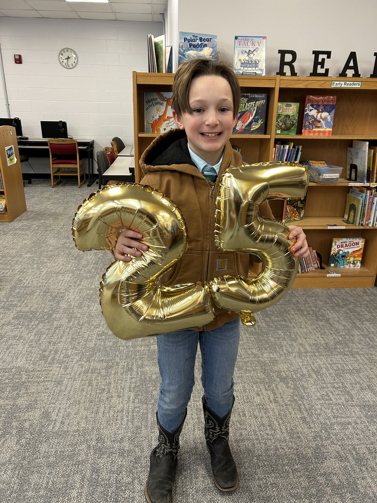 More super readers hit new tiers this week in the 500 Books Before Middle School Challenge. #growingreaders #proudcardinal