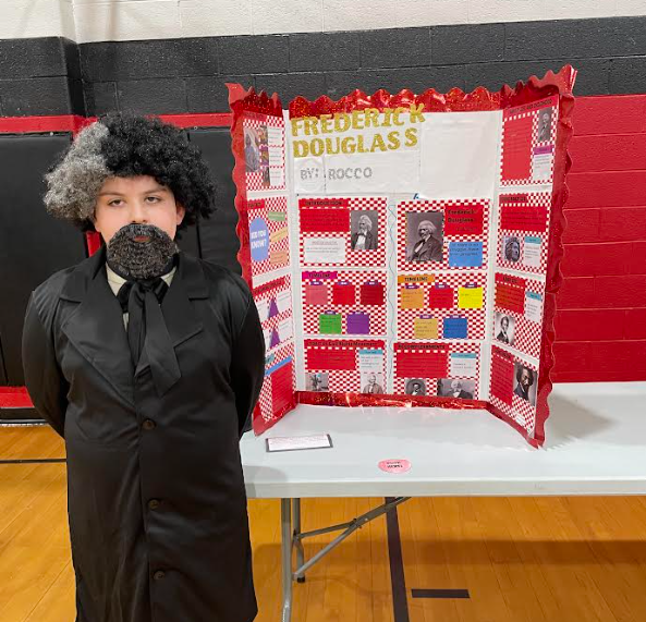 Our 5th-grade students proudly brought history to life at their annual Living History Museum! This experience not only strengthened students' research and public speaking skills but also deepened their appreciation for the individuals who shaped our world. 