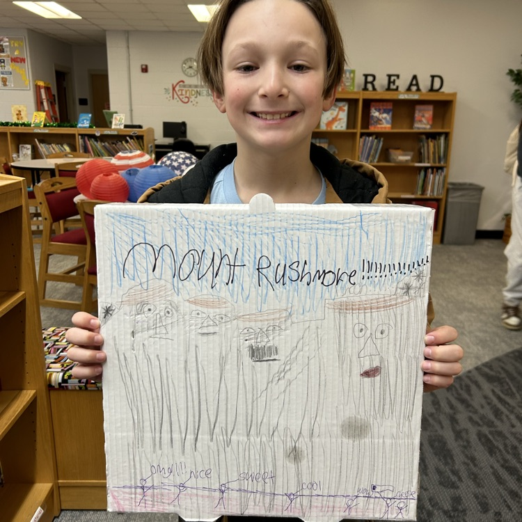 Today three more American Symbol projects arrived: a bald eagle, Mt Rushmore, and an American flag. #proudcardinal