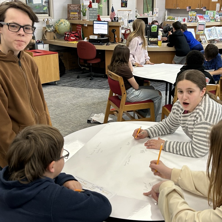 In Library Special, 5th graders are working on their comprehension of our March Reading Month book by using a GSCE (generate, sort, connect, elaborate) thinking routine to show their understanding. #proudcardinal #growingreaders