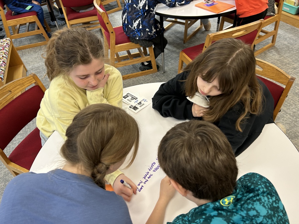 4th graders competed in table teams today to review biography and autobiography as well as how spine labels are coded for these types of books.  #proudcardinal #growingreaders