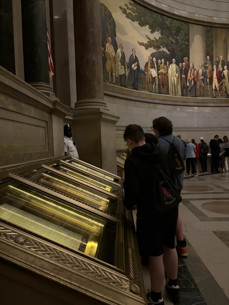students at a museum