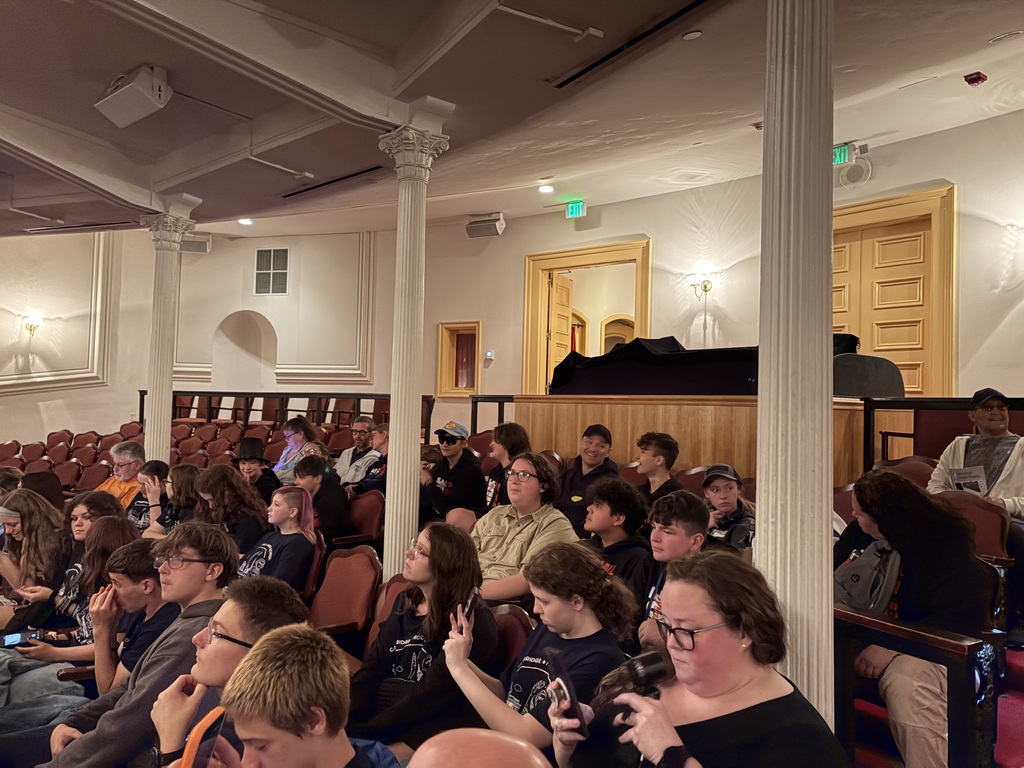 audience at Ford's Theater