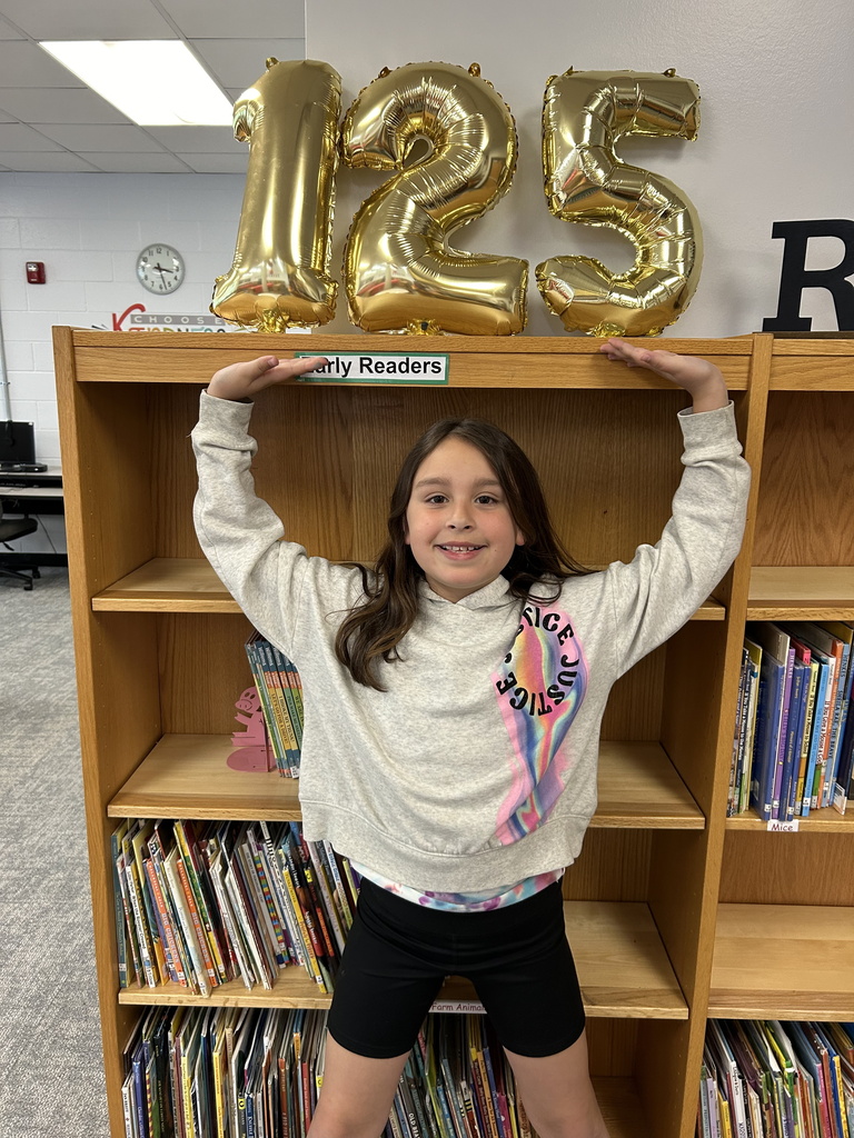 Way to go, girls! Keep up that reading!  #proudcardinal  #growingreaders