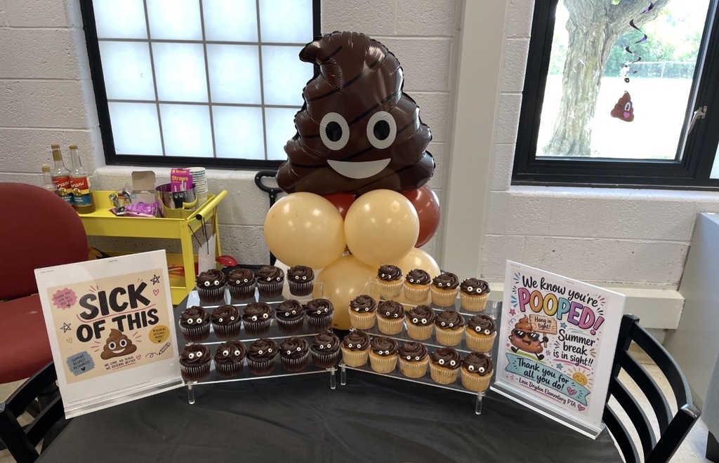 cupcakes with poop emoji