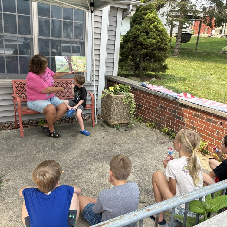 We had some new faces join us at our last Pop-Up Book Swap. #growingreaders #proudcardinal