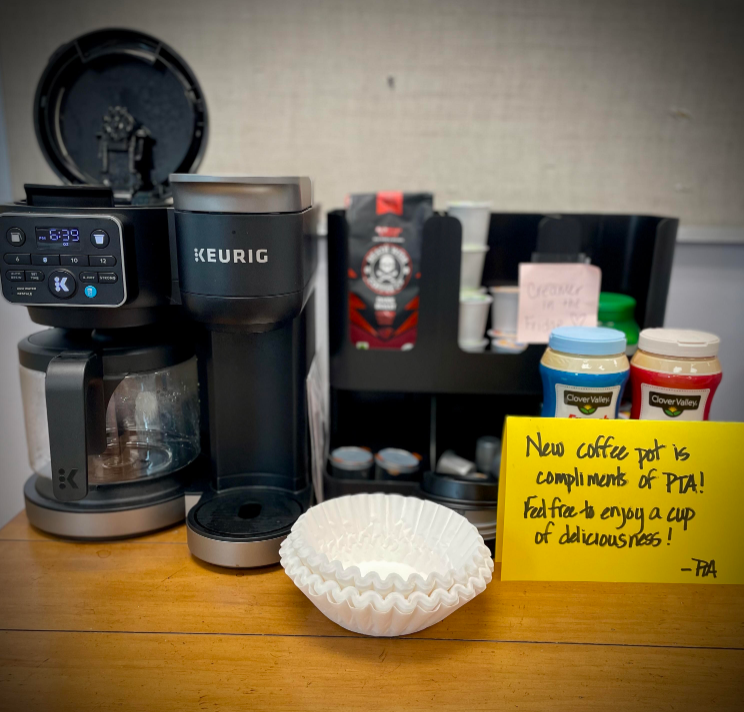 A little breakfast love for our amazing teachers!  The first day back to school calls for coffee, carbs, and a whole lot of PTA love!  We kicked off the school year by treating our teachers and staff to a breakfast spread with bagels, muffins, and refreshments!  And because we wanted to make sure we could warm up their day, we even brought in a toaster!  Here’s to a brand-new school year! We’re so excited to support our teachers, staff, and Cardinals all year long.  Welcome back Dryden! Let’s make it a great one!