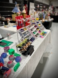 A HUGE thank you to all of our amazing vendors who spent their Saturday with us, and to every shopper and community member who came through the doors and supported our Dryden Elementary PTA! We also want to thank our PTA volunteers, and NHS volunteers! Your kindness, patience, and support helped make our very first craft show such a success. This is only the beginning! We are already planning next year’s craft show, taking all of your feedback and ideas and working to make the event even bigger and better! We can’t wait to see what next year brings and hope to see you there! ✨ Thank you for supporting Dryden Elementary, our students, and our PTA! ❤️