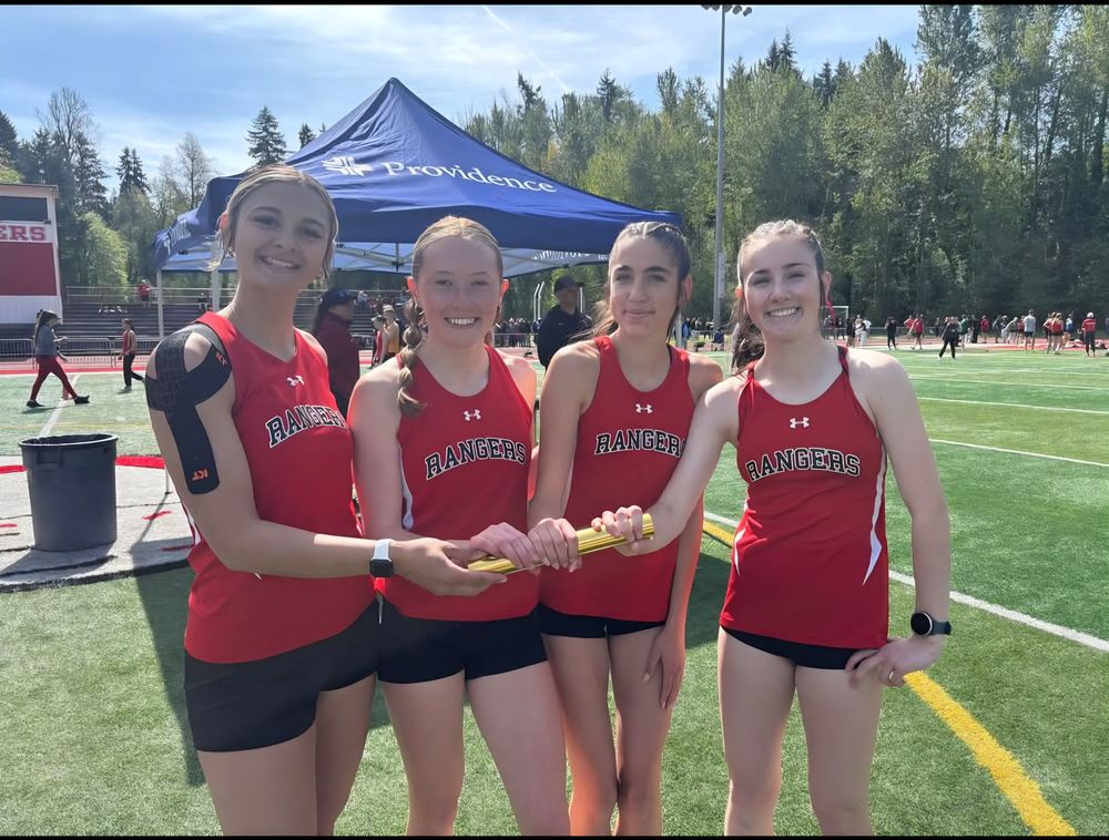 Ranger 4x100 record breaking team.
