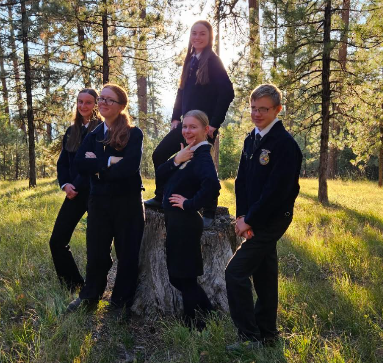 Dufur FFA Officers 2025