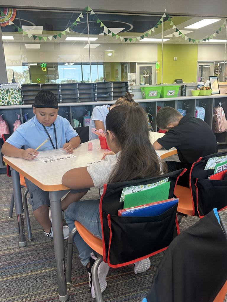 JONES' 2ND GRADE CLASS