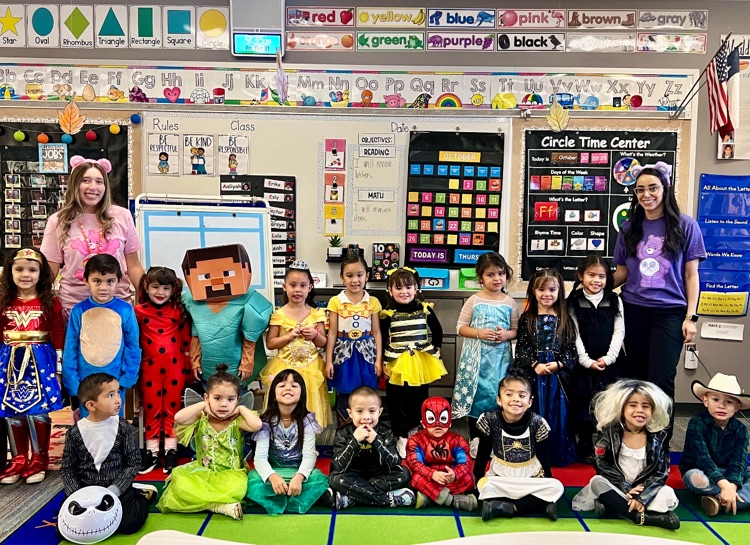 [PART 1/5]   Halloween at Dumas North 🎃  Halloween en Dumas North 🎃