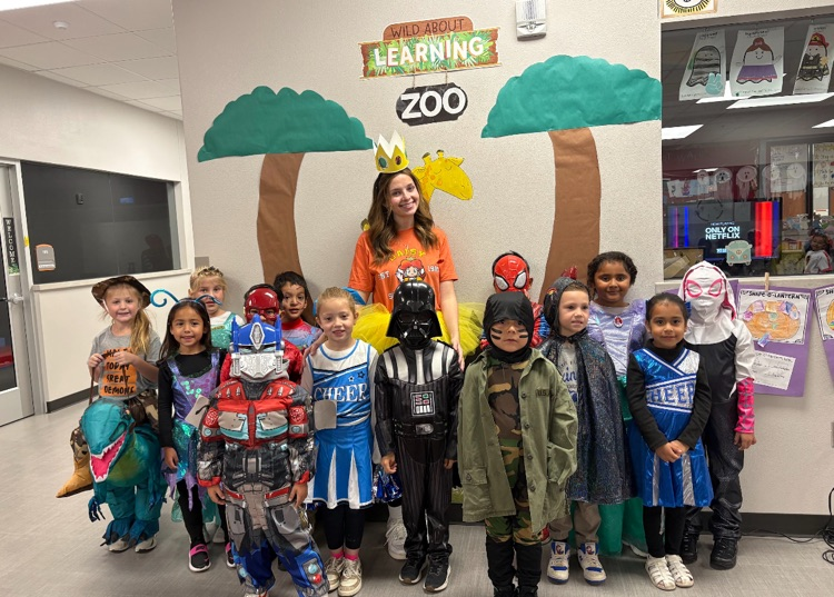 [PART 1/5]   Halloween at Dumas North 🎃  Halloween en Dumas North 🎃