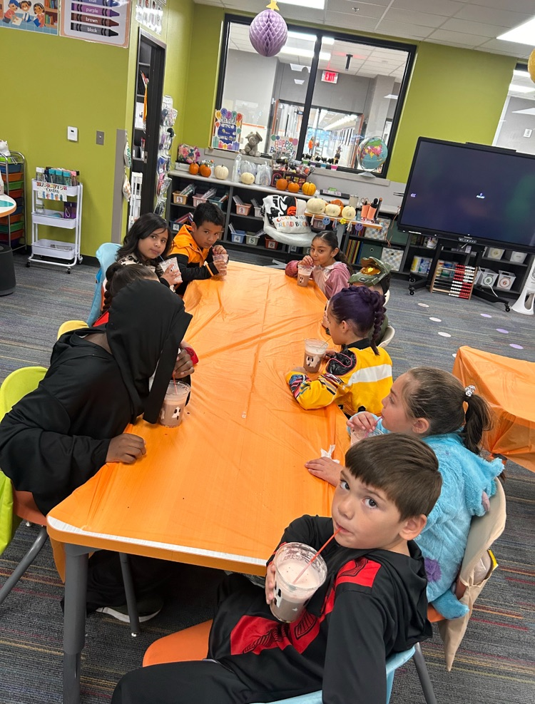 [PART 3/5]   Halloween at Dumas North 🎃  Halloween en Dumas North 🎃