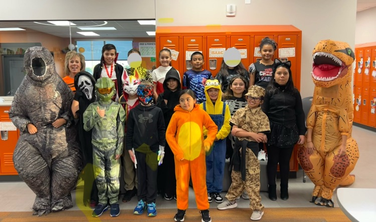 [PART 3/5]   Halloween at Dumas North 🎃  Halloween en Dumas North 🎃