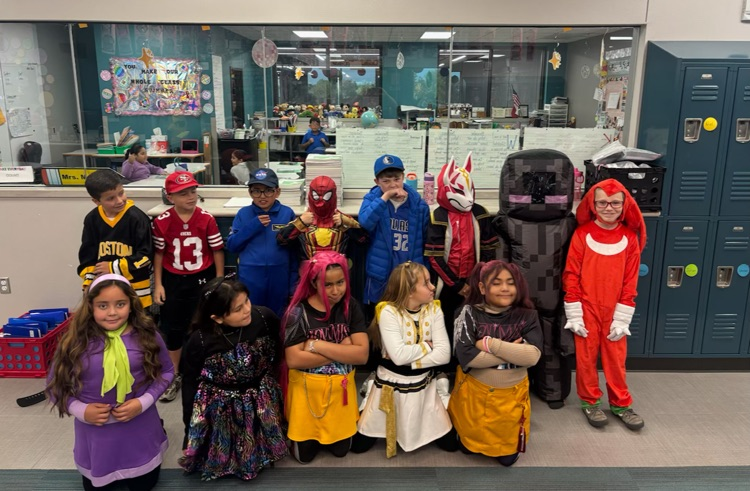 [PART 3/5]   Halloween at Dumas North 🎃  Halloween en Dumas North 🎃