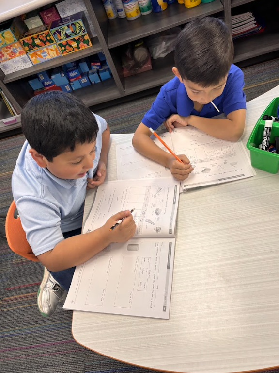 LOOKINGBILL SPOTLIGHT