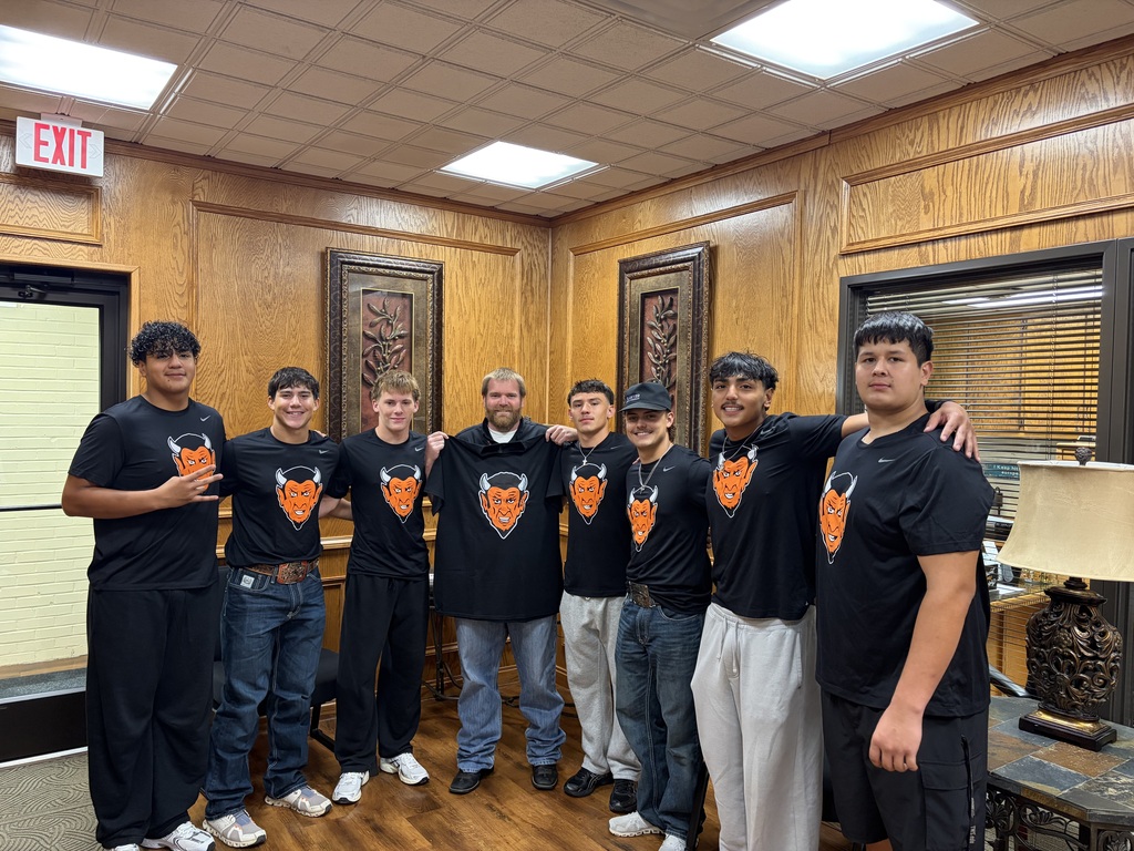 Football players with Strickland