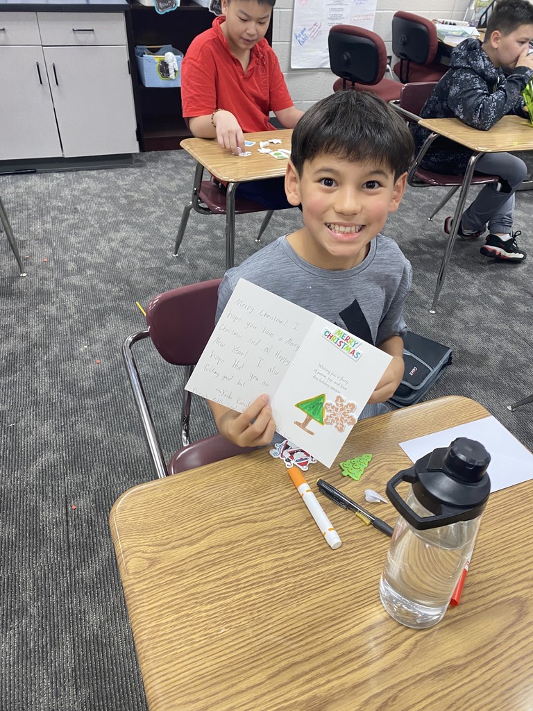 Our 6th grade Honors ELA students in Mrs. Outhier’s classes have been busy combining research and creativity for a meaningful purpose. 💙✍️🎨 Students created projects and artwork that will be shared with our neighbors at Chisholm Trail Assisted Living Center. This thoughtful experience gave students the opportunity to learn, create, and connect with others in our community.