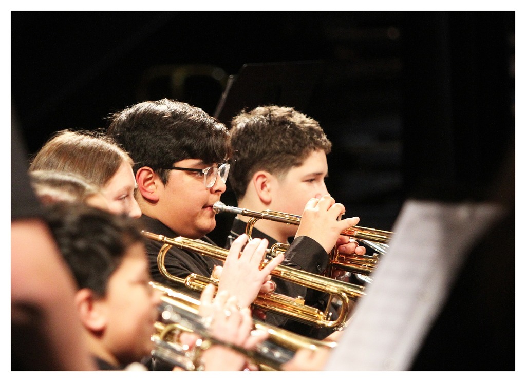 Here are a few highlights from our 7th and 8th Grade Christmas Band Concert 🎄🎶 Our students did a wonderful job sharing their talent and spreading some holiday cheer. We are so proud of their hard work and growth this season.  Photos by Sharon Moffatt 📸