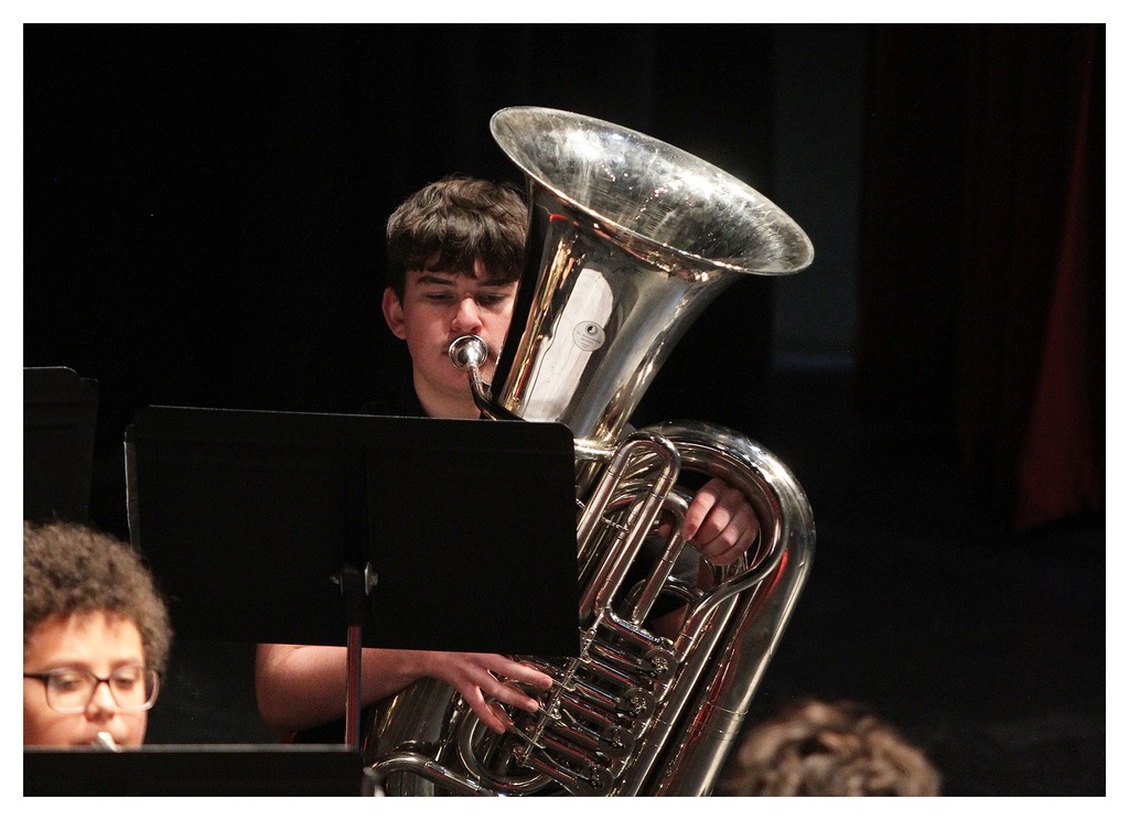 Here are a few highlights from our 7th and 8th Grade Christmas Band Concert 🎄🎶 Our students did a wonderful job sharing their talent and spreading some holiday cheer. We are so proud of their hard work and growth this season.  Photos by Sharon Moffatt 📸