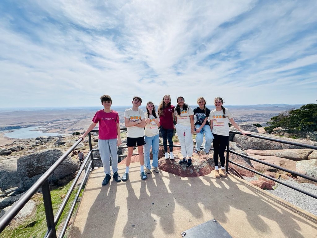 students on field trip