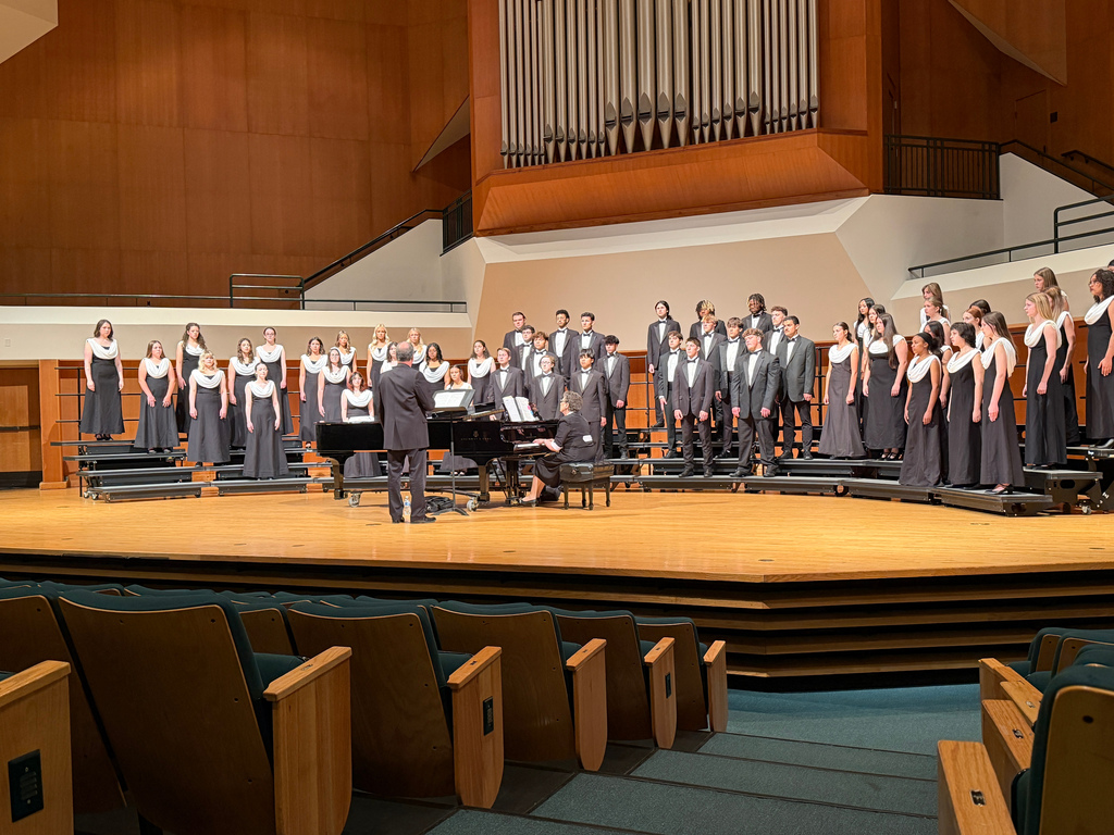 Varsity Choirs Shine at OSSAA West 5A State Choir Contest 🎶🏆  Congratulations to our Varsity Choirs for an outstanding showing at the OSSAA State Choir Contest. All three groups, Mixed Choir, Women’s Choir, and Treble Choir, received Superior ratings on stage, the highest score possible.  In sight-reading, our choirs also earned strong marks:  Mixed Choir: Excellent Treble Choir: Excellent Men’s Choir: Good  Way to go, DHS Choir! 
