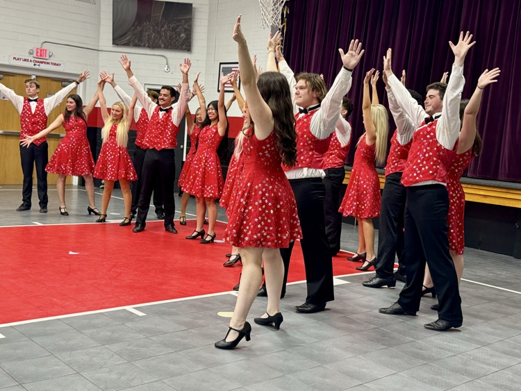 DHS Reflections Show Choir