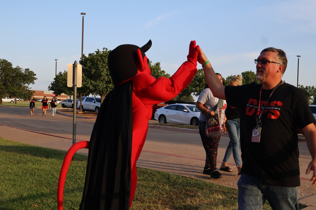 duncan demon high fives