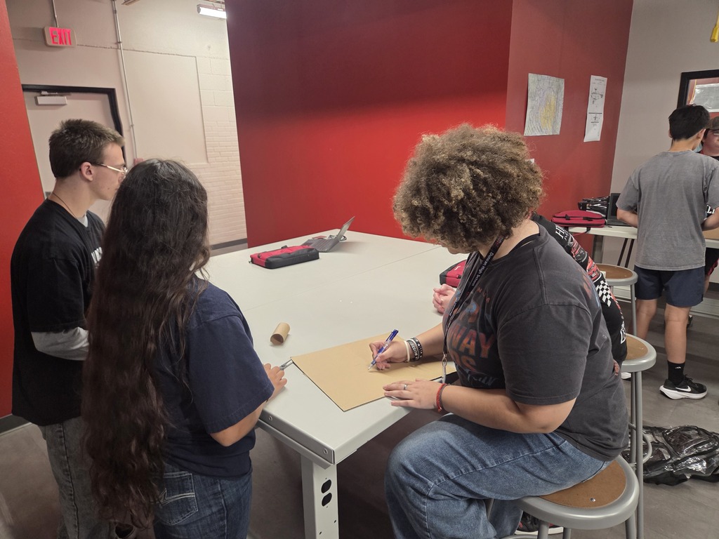 students working on project- aviation class