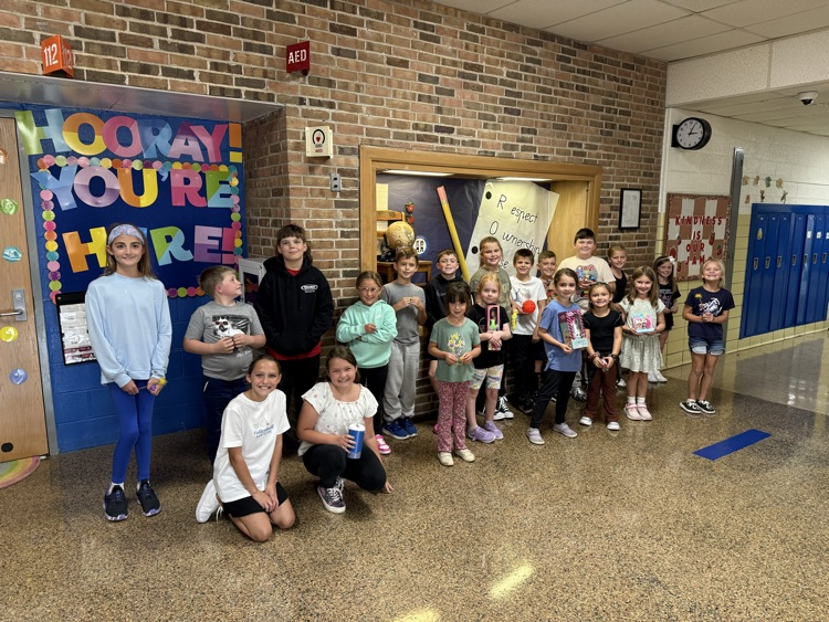 kids with prize