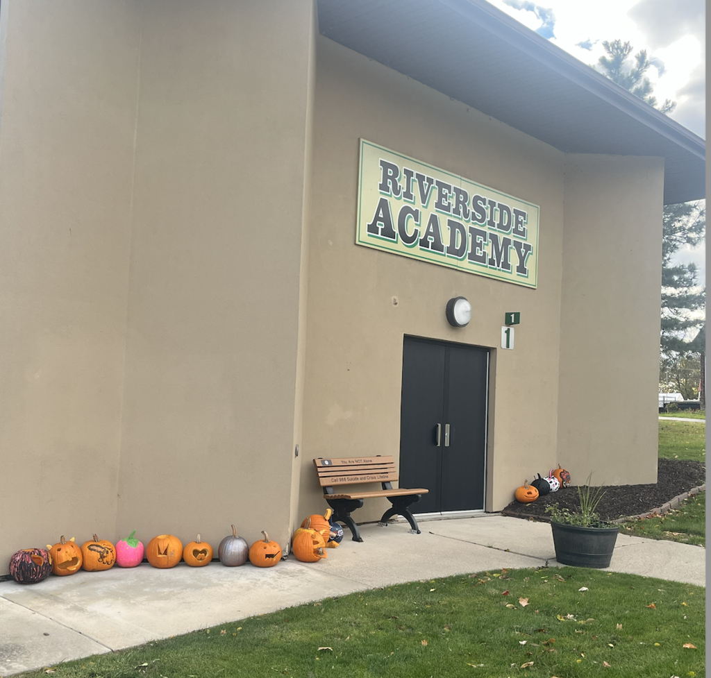 2025 Pumpkin Carving