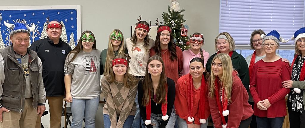 Kiwanis Christmas project helpers