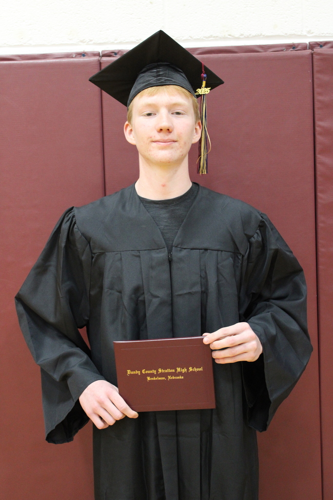 Jasper with diploma