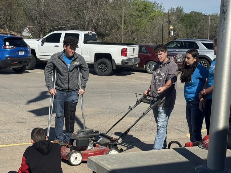 Dundee County Stratton Schools, future farmers of America