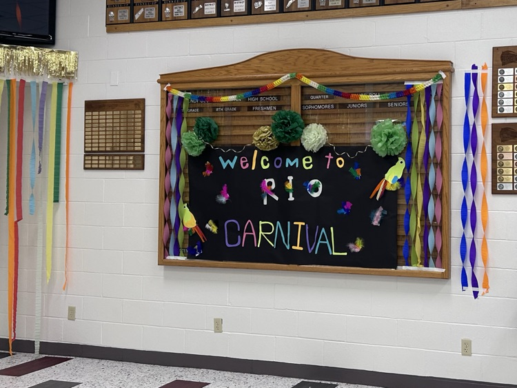 picture of decorations that say “Eelcome to Rio Carnival”
