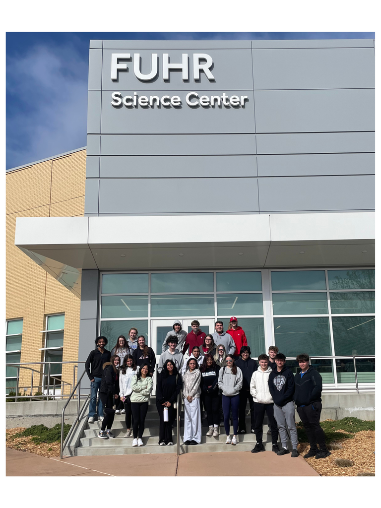 Honors Biology II students standing outside Logan University's Science Center before heading into the cadaver lab. 