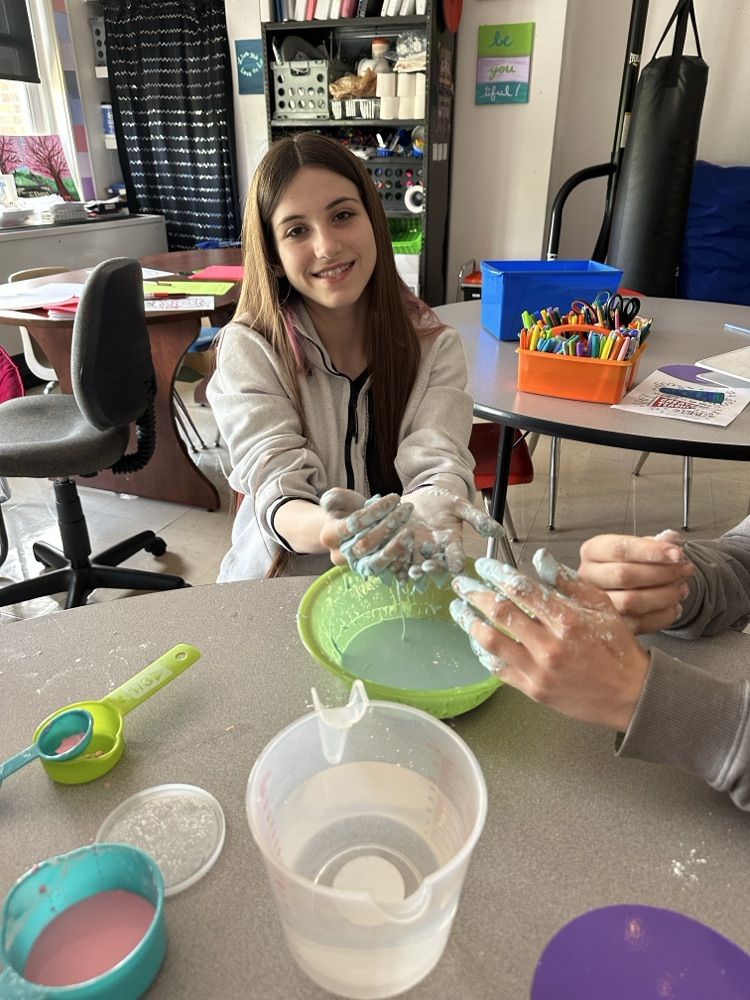 Students making oobleck during Power Hour