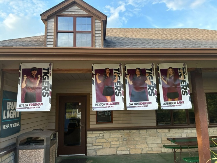 senior banners